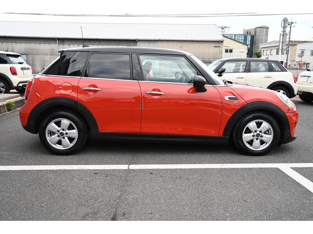 MINI COOPER 5DOOR