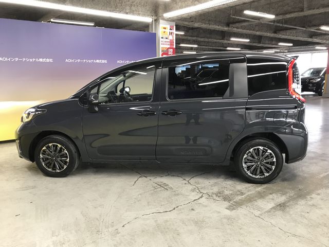 SIENTA HYBRID