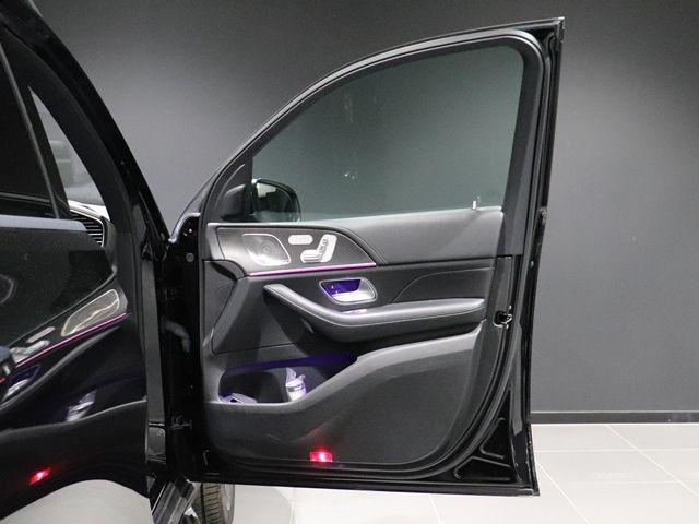 MERCEDES BENZ GLS class