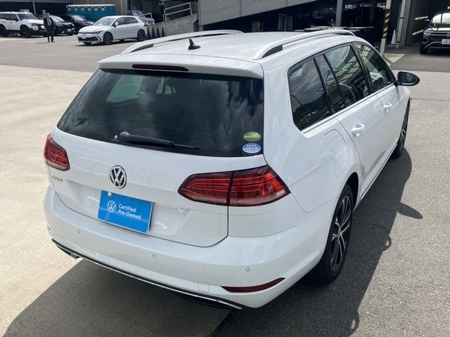 VOLKSWAGEN GOLF VARIANT