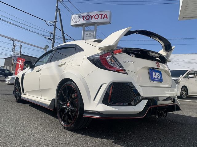 CIVIC hatchback