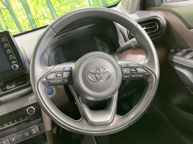 YARIS CROSS HYBRID