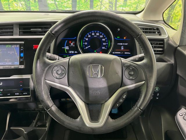 FIT HYBRID