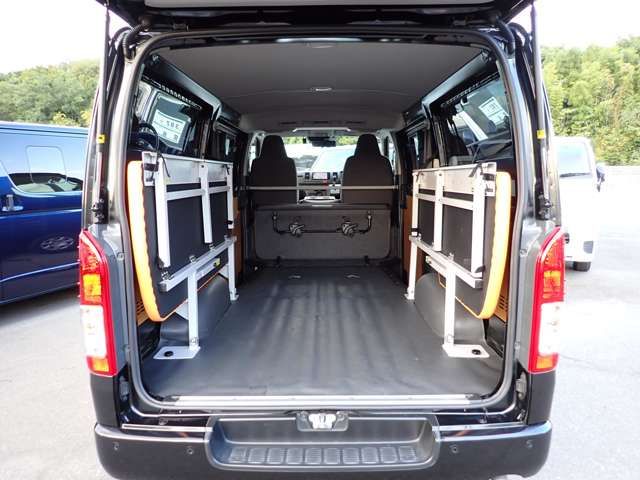 HIACE van 4WD