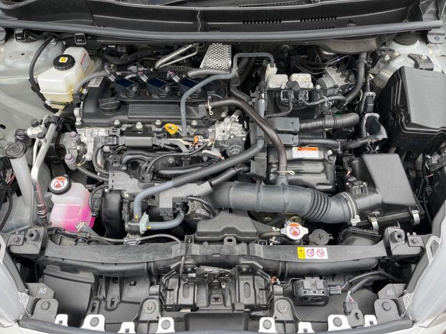 YARIS HYBRID