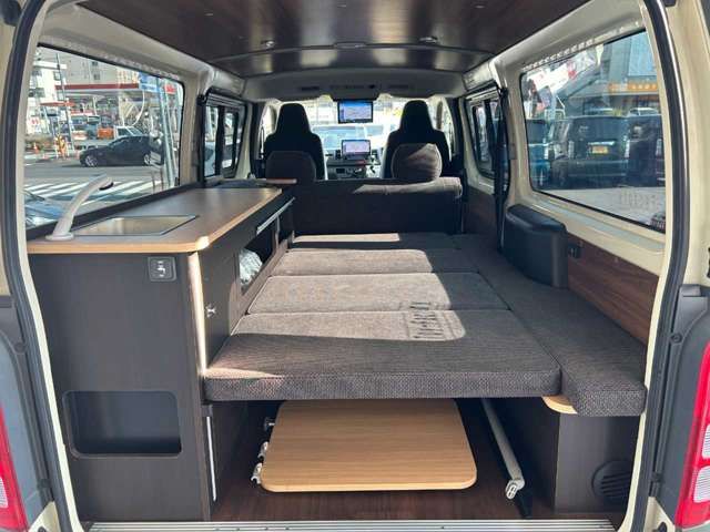 HIACE van 2WD