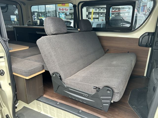 HIACE van 2WD