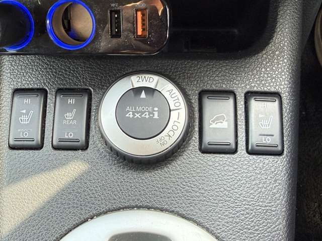X-TRAIL 4WD