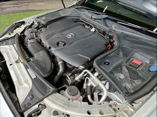 MERCEDES BENZ C-Class sedan