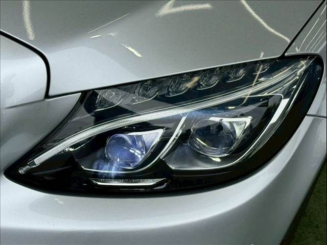 MERCEDES BENZ C-Class sedan