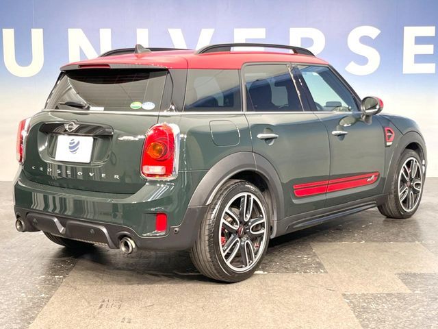 BMW MINI CROSSOVER