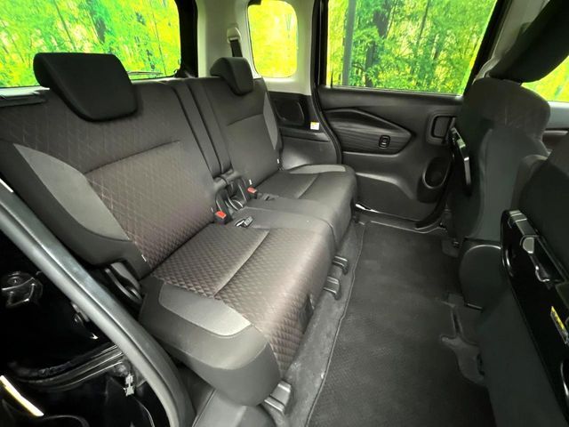 DELICA D:2 CUSTOM 2WD