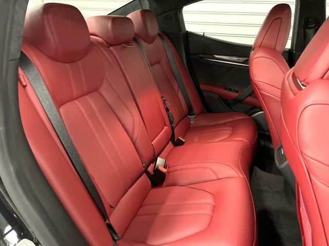 MASERATI GHIBLI Sedan