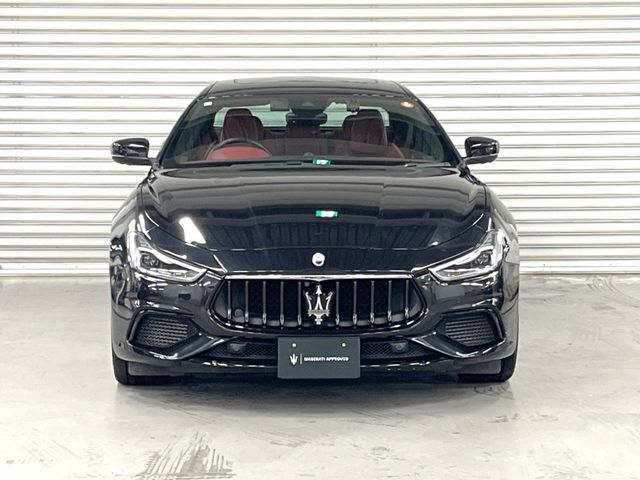 MASERATI GHIBLI Sedan