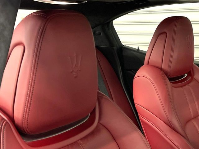 MASERATI GHIBLI Sedan