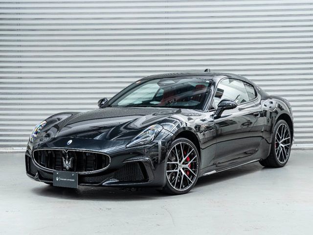 MASERATI GRANTURISMO
