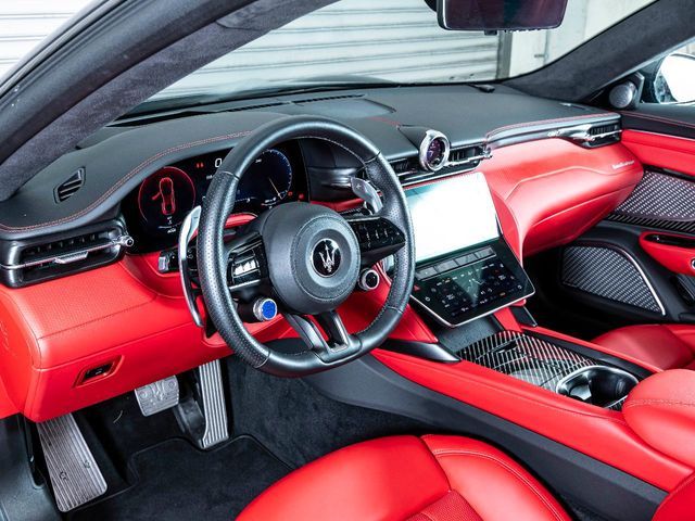 MASERATI GRANTURISMO