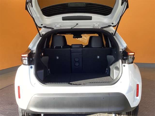 YARIS CROSS