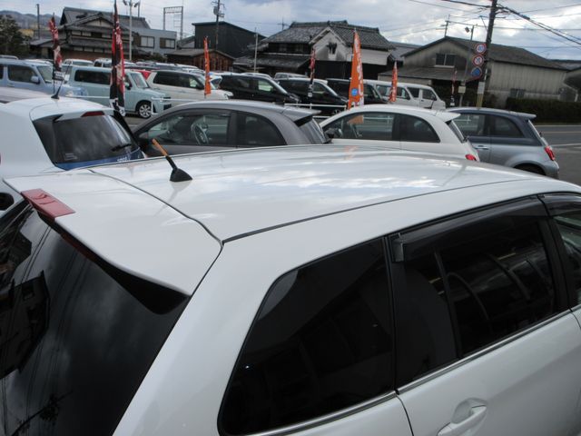 COROLLA FIELDER HYBRID