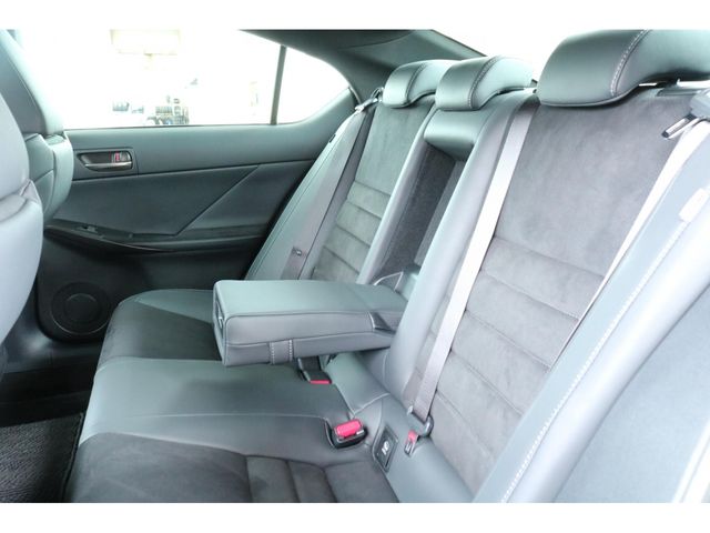 LEXUS IS300h