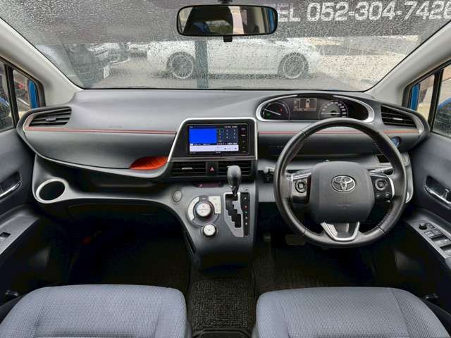 SIENTA HYBRID