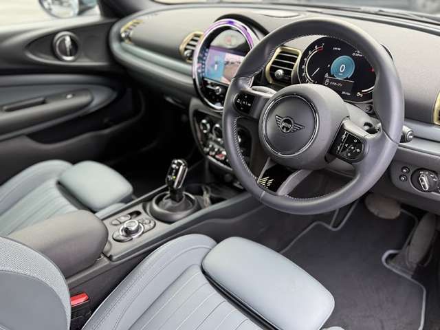 MINI COOPER CLUBMAN