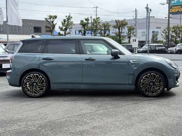 MINI COOPER CLUBMAN