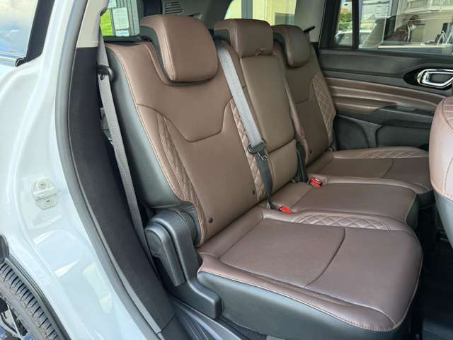 JEEP COMMANDER