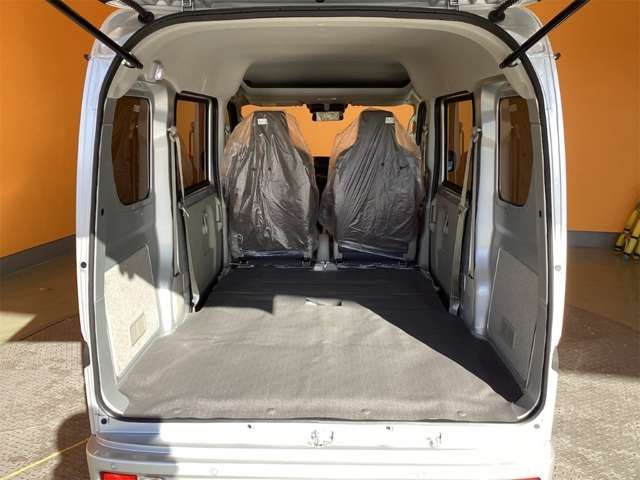 CLIPPER van