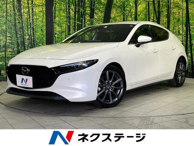 MAZDA3 FASTBACK