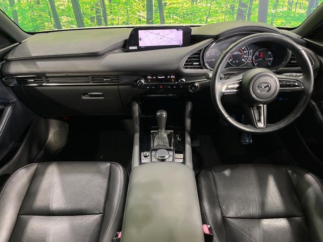 MAZDA3 FASTBACK