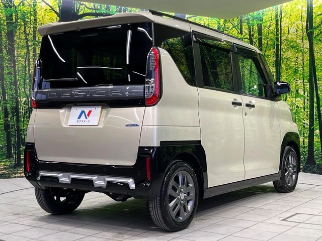 DELICA MINI