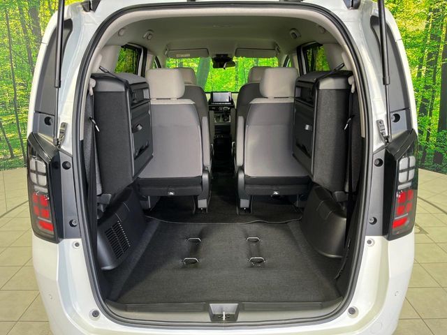 FREED 4WD