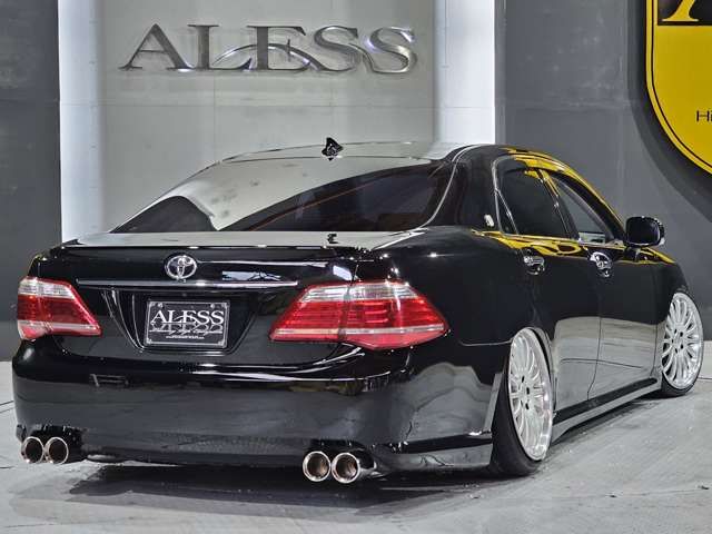 CROWN sedan