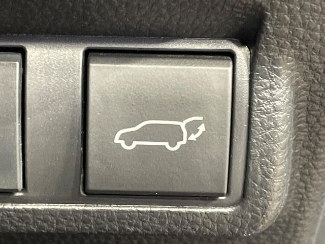 COROLLA CROSS HYBRID