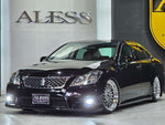 CROWN sedan