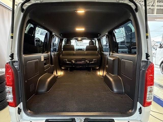 HIACE van 2WD