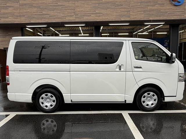 HIACE van 2WD