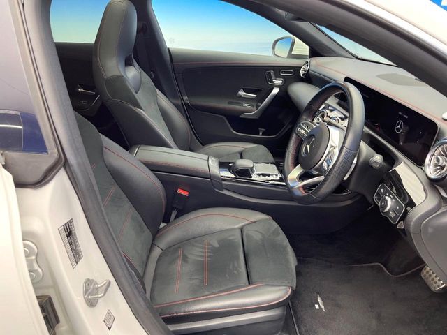 MERCEDES BENZ CLA class