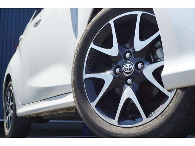 YARIS HYBRID