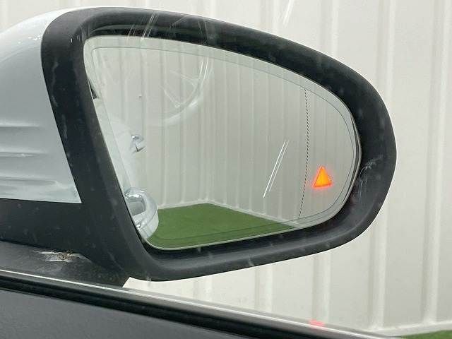 MERCEDES BENZ CLA class