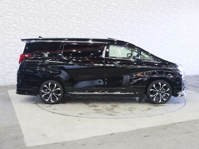 ALPHARD hybrid 4WD