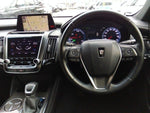 CROWN sedan hybrid