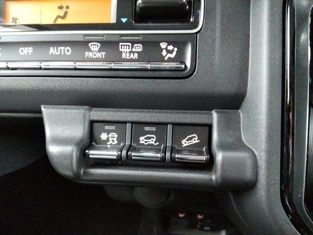 HUSTLER 4WD