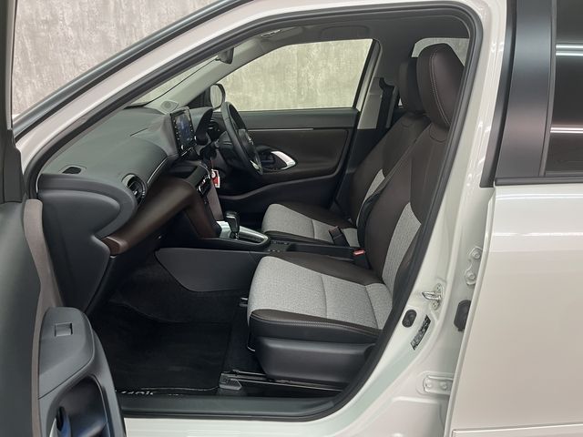 YARIS CROSS HYBRID