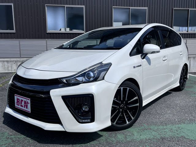 PRIUS Alpha