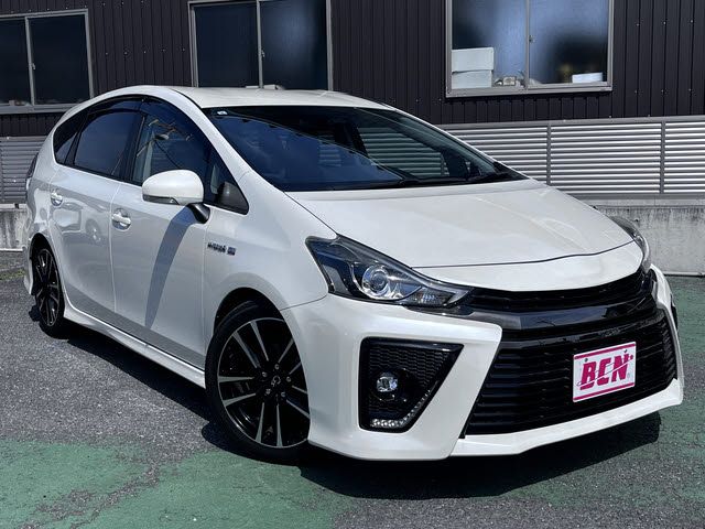 PRIUS Alpha