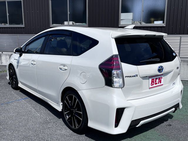 PRIUS Alpha