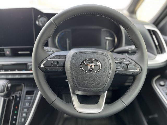 VOXY HYBRID