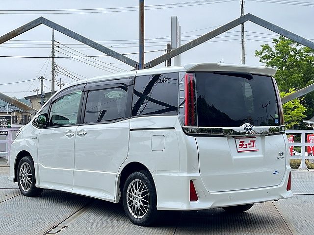NOAH HYBRID